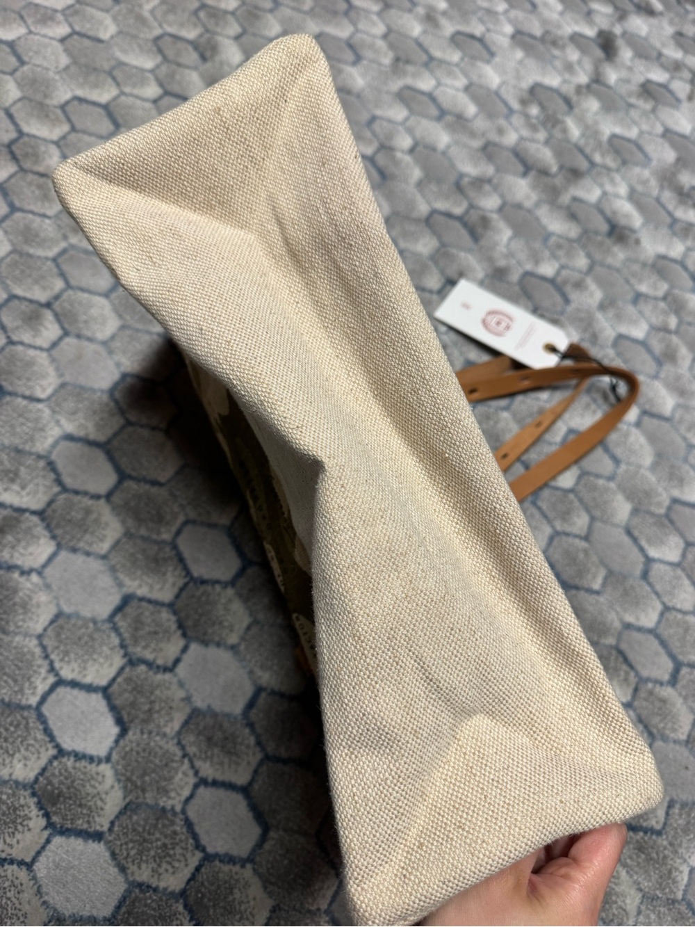 NWT Apolis Shoulder Market Bag in Safari - Picture 3 of 5